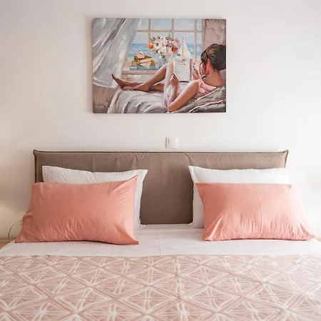 Filarmonikis Deluxe Apartment Corfu (city)