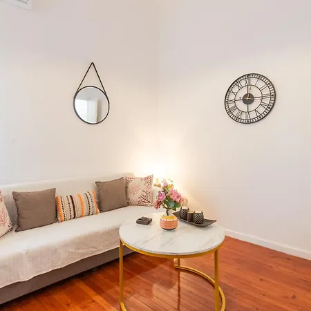 Filarmonikis Deluxe Apartment *