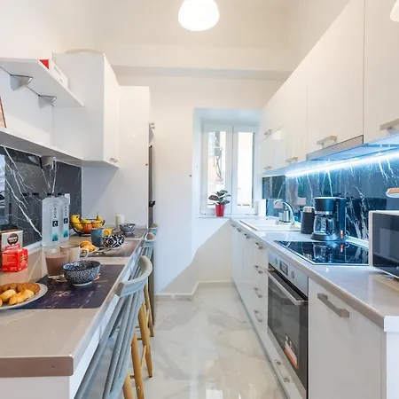 Filarmonikis Deluxe Apartament